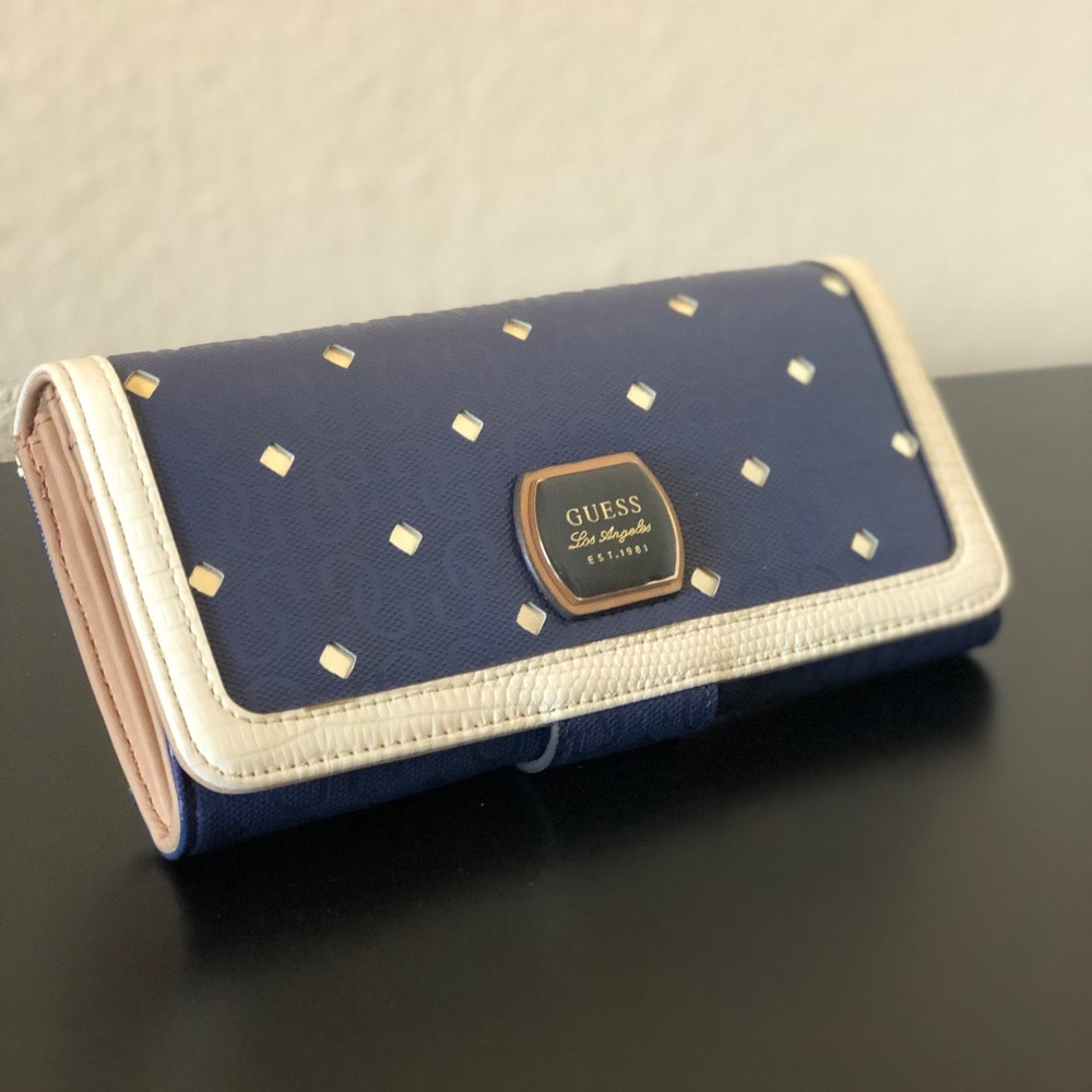GUESS blue wallet